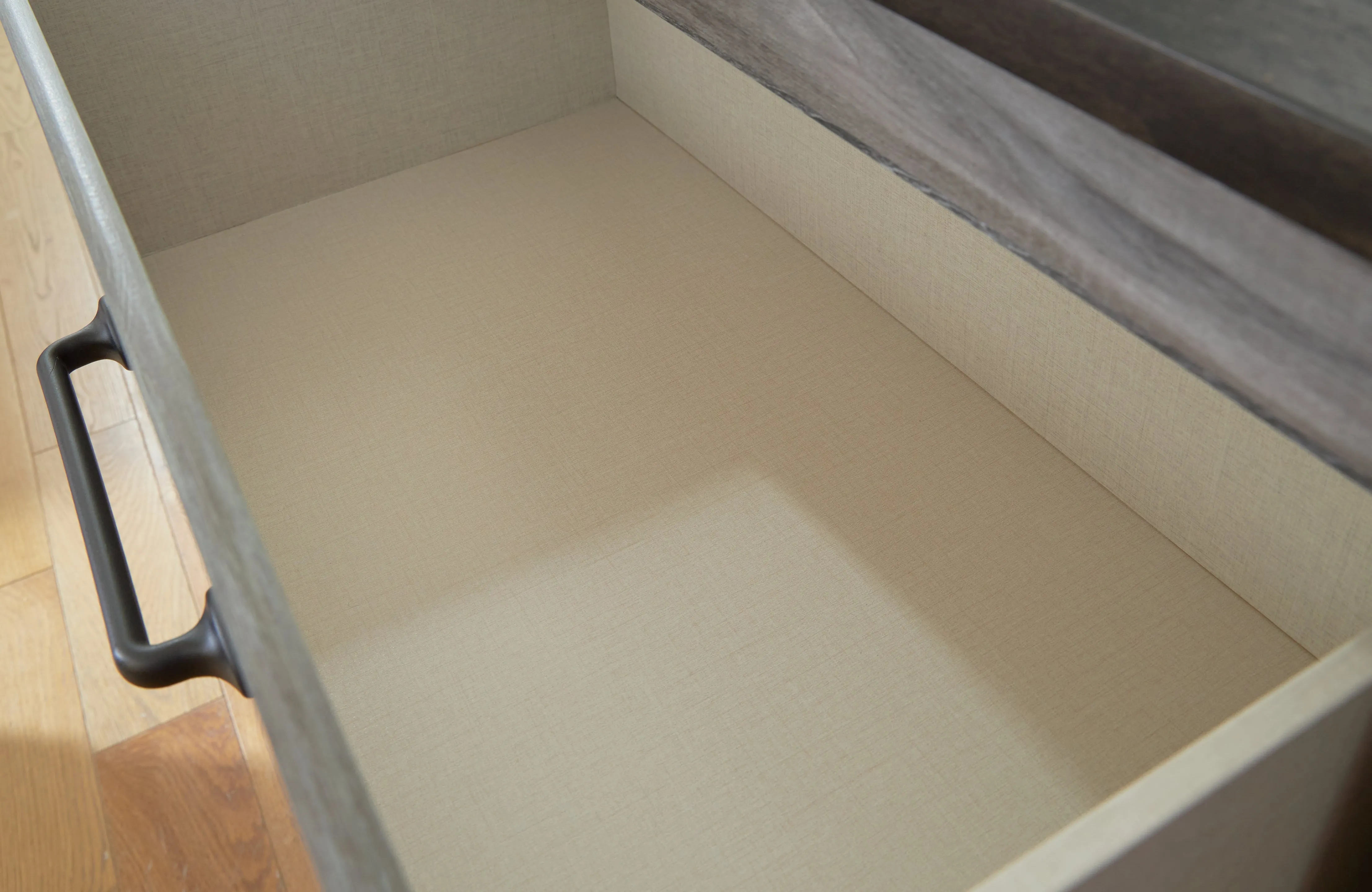 Bronyan King Panel Bed with Dresser in Dark Gray