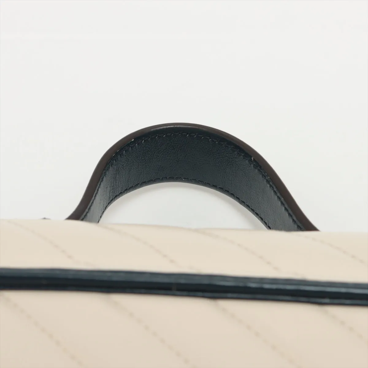 Gucci GG Marmont Leather Two - Way Handbag White