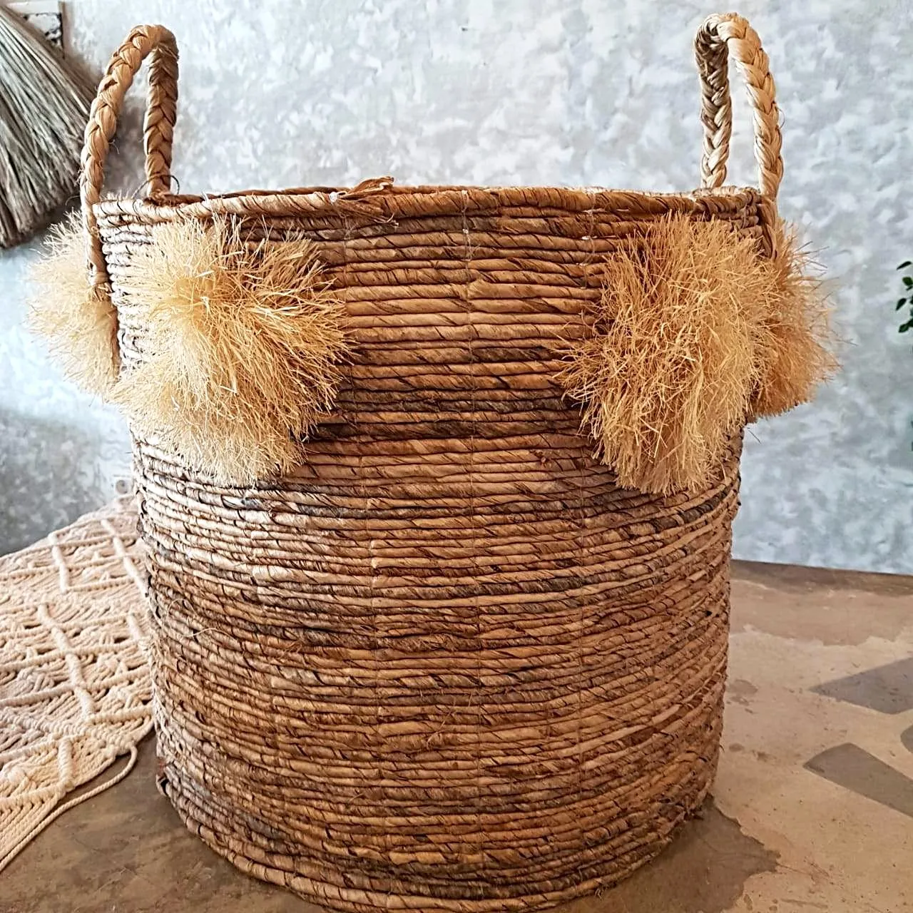Natural Woven Banana Leaf Round Basket With Grass Pom-Poms