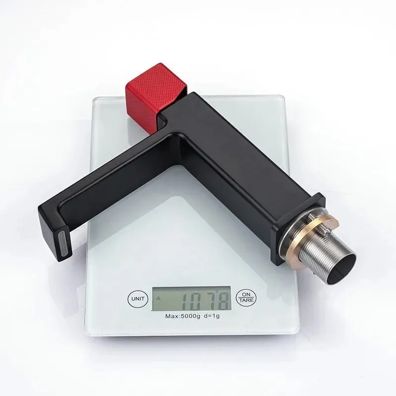 Nion Bathroom Faucet