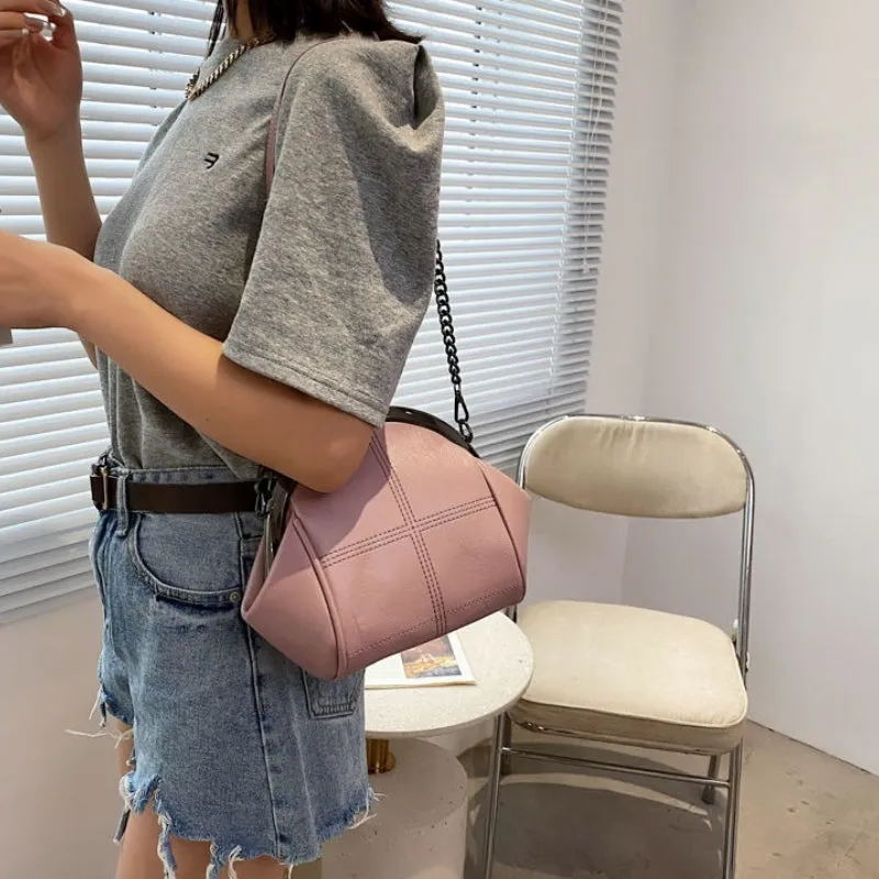 Shell Shape Shoulder Crossbody Handbags with Chain Strap