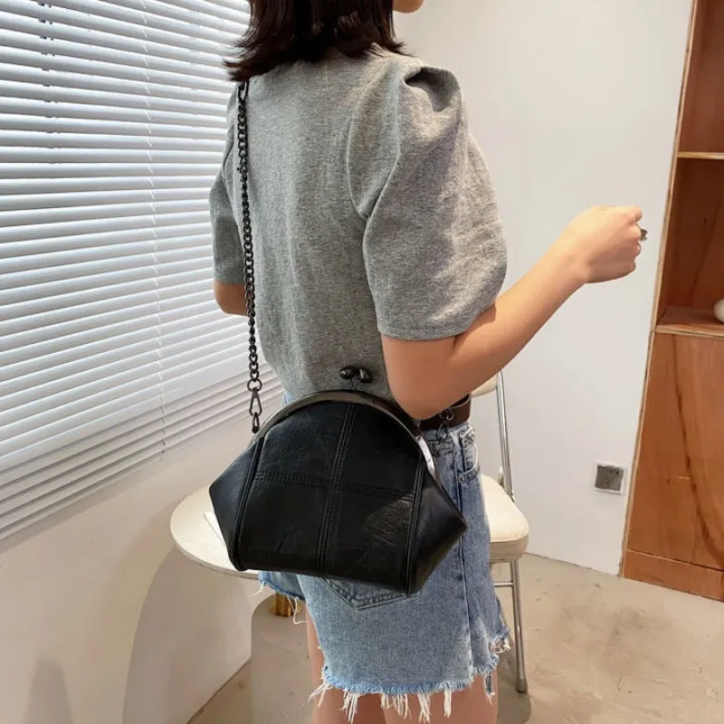 Shell Shape Shoulder Crossbody Handbags with Chain Strap