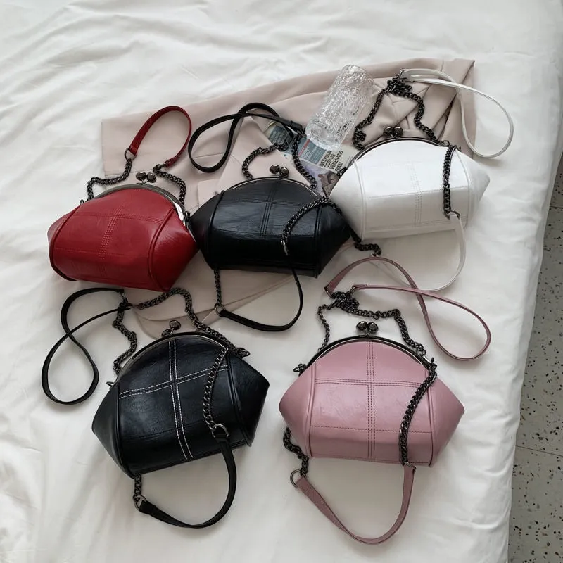 Shell Shape Shoulder Crossbody Handbags with Chain Strap